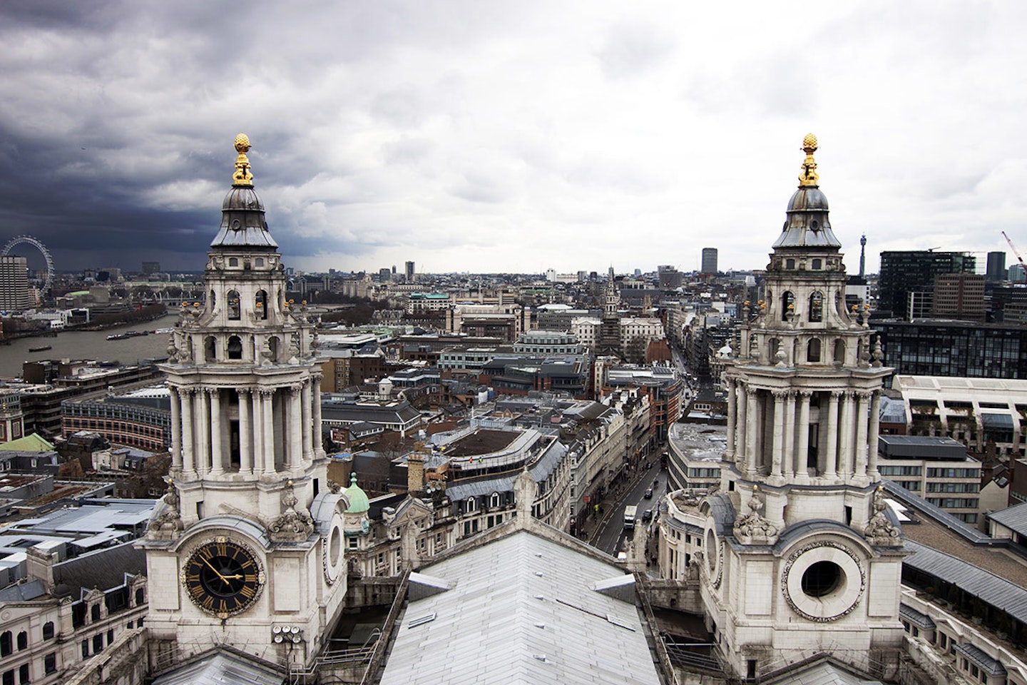 Jack The Ripper Guided Coach Tour in London for Two