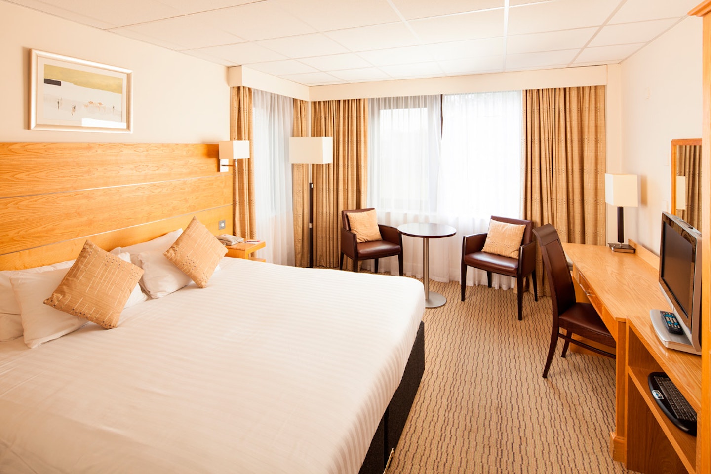 Two Night Break for Two at the Mercure Hull Grange Park Hotel