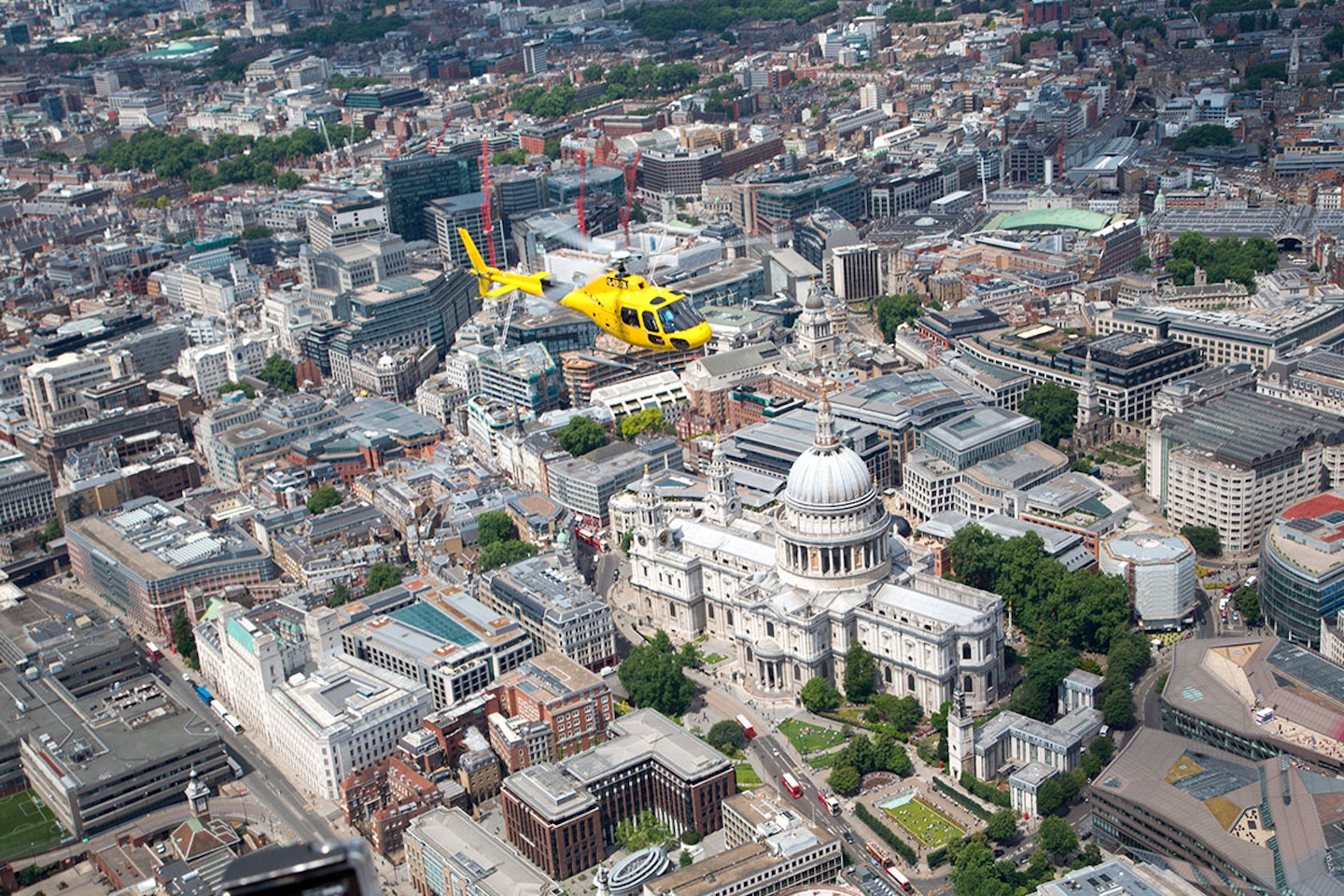 Central London Sights Helicopter Tour