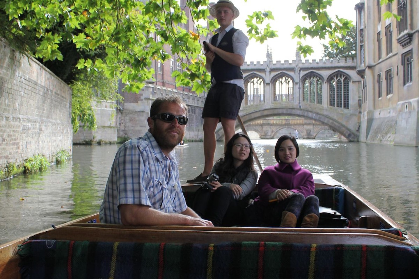 Chauffered Cambridge Punting Tour for Three