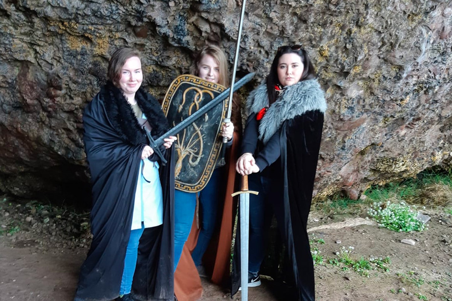 Full Day Game of Thrones Filming Locations Tour with Giants Causeway for Two