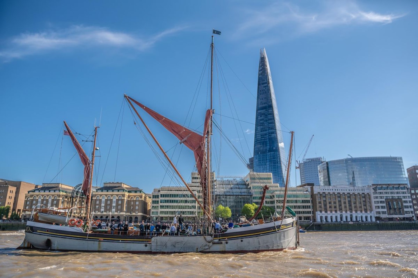 Immersive Tour on The Thames Sailing Barge, Lunch and Entry to The Shard with Champagne