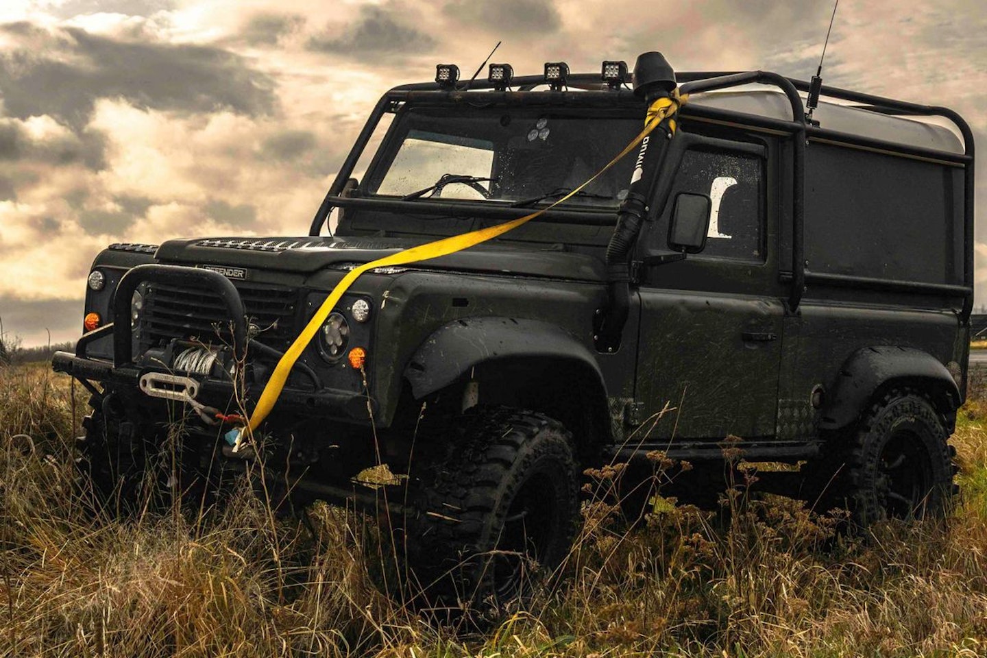 Land Rover Defender Off Road Experience with Passenger Ride