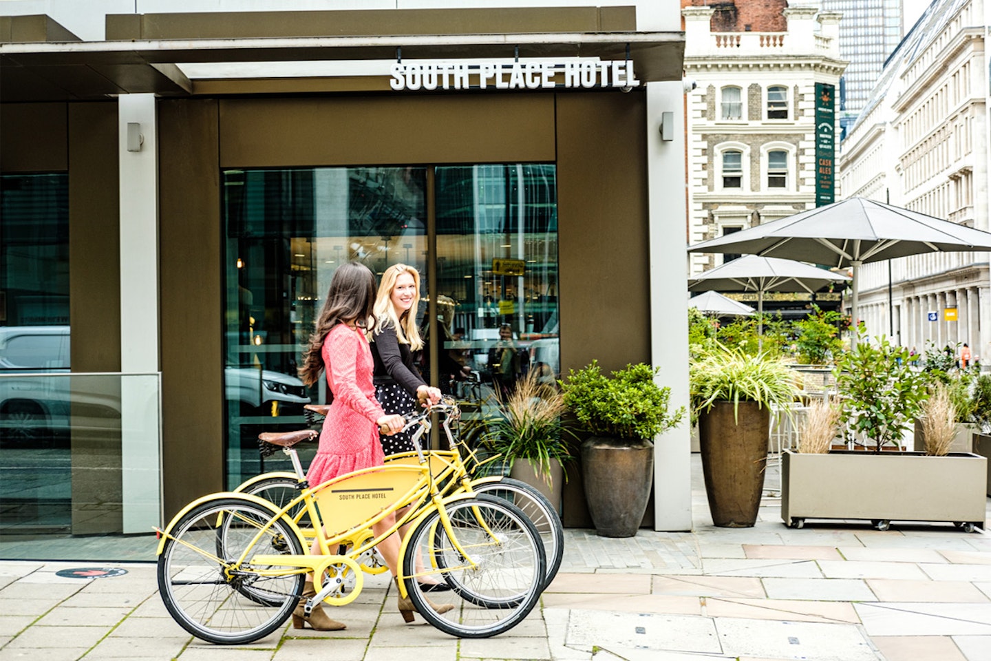 Luxury 5* London One Night Break with Champagne for Two at South Place Hotel