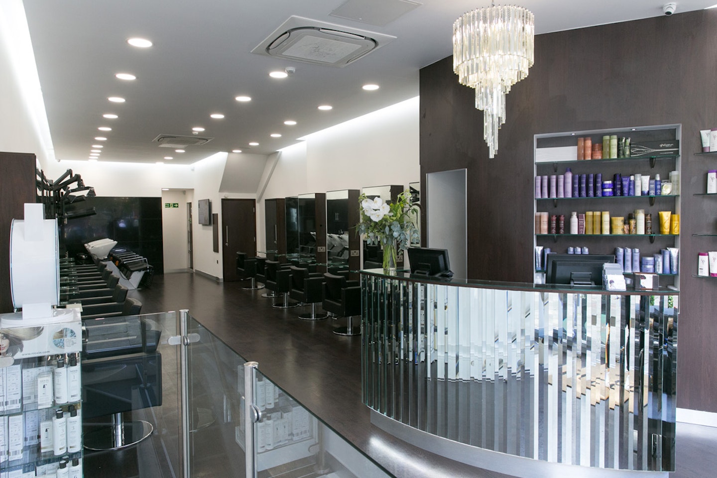 Luxury Cut and Finish at Award-Winning HOB Salons