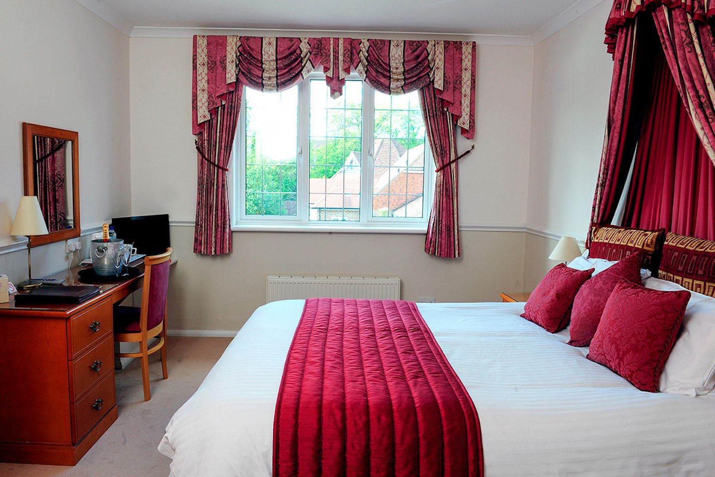 One Night Garden of England Escape for Two at Little Silver Country Hotel