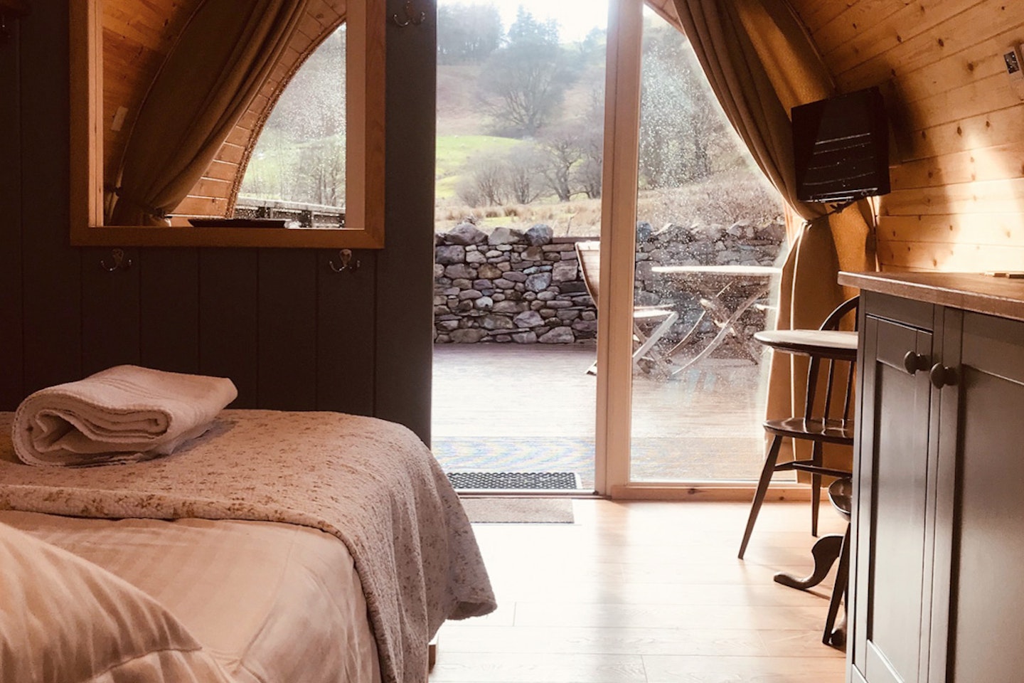 One Night Glamping Cabin Break at the Quiet Site, Lake District