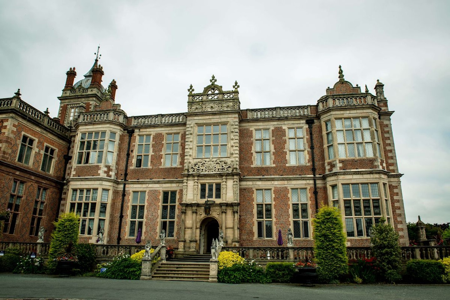 Simply Spa Day with Treatment at the 4* Crewe Hall Hotel & Spa