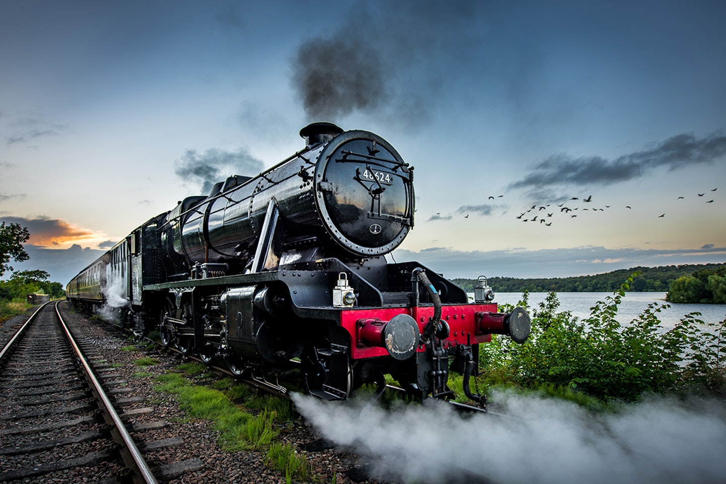 Sunday Lunch Experience for four aboard The Elizabethan Steam Train