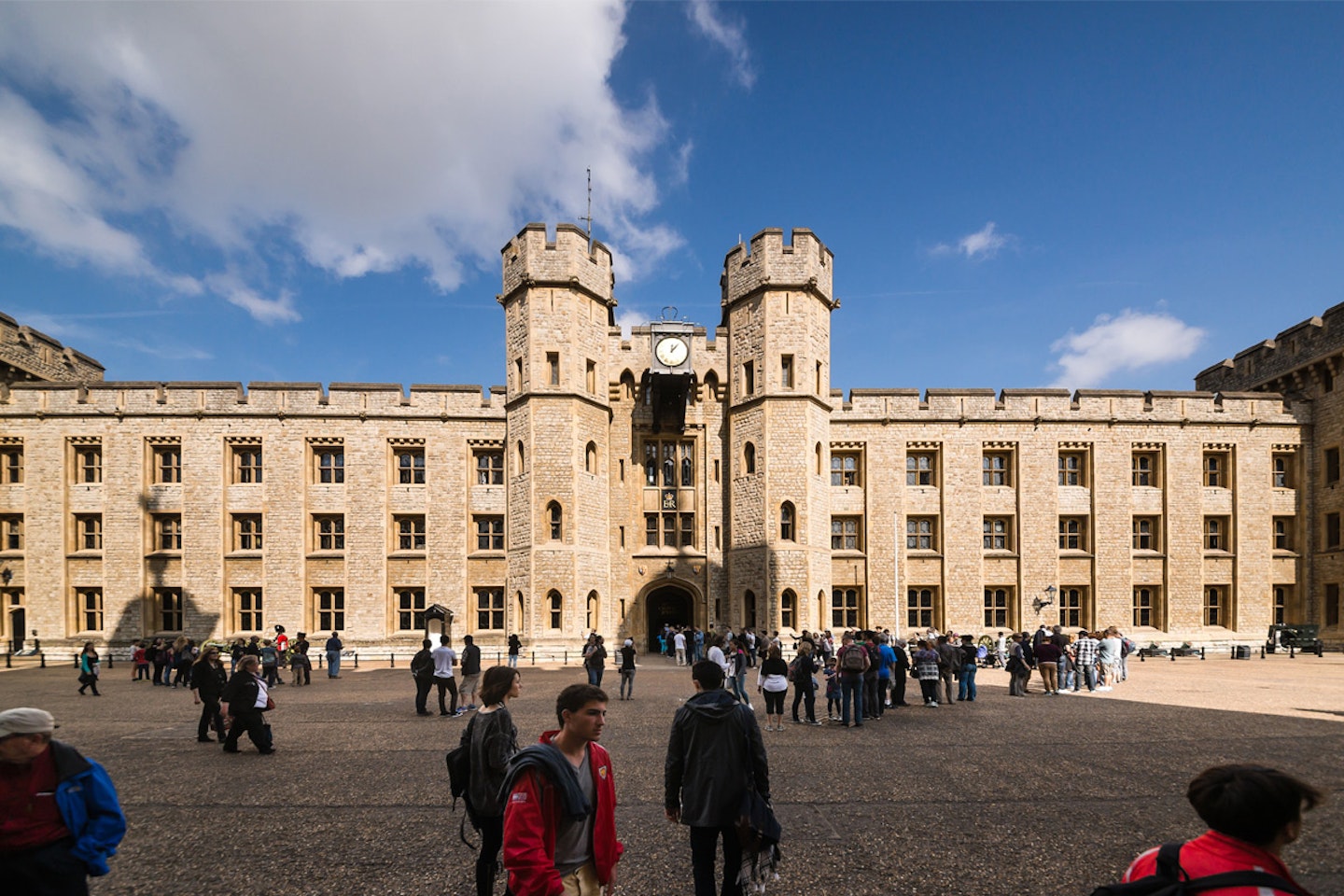 Visit to The Tower of London and Thames Sightseeing River Cruise for Two