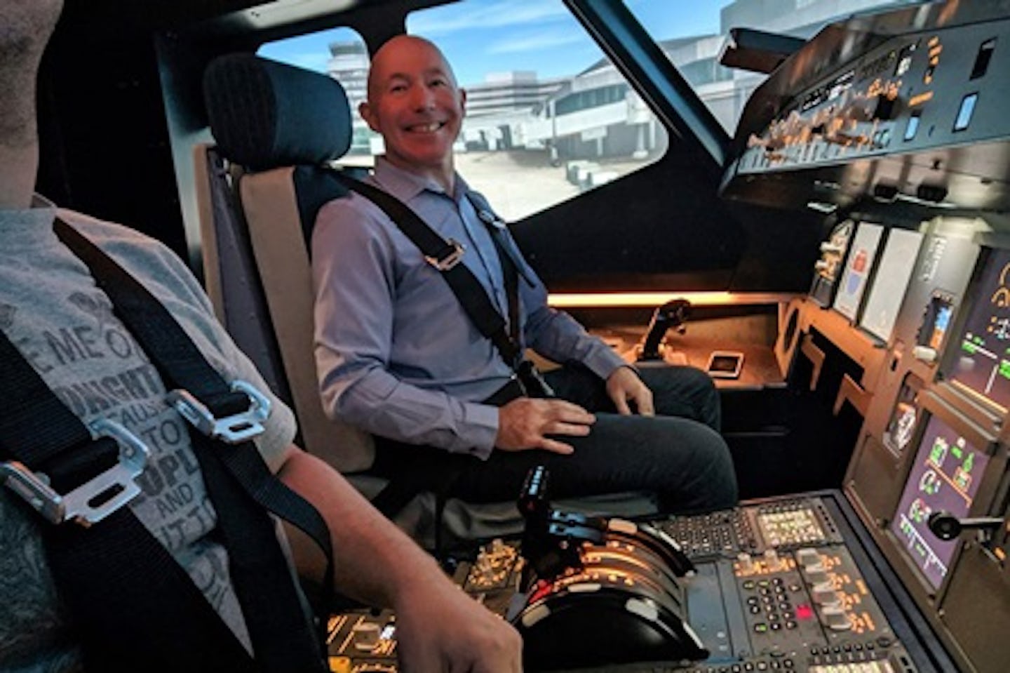 120 minute Airbus A320 Flight Simulator