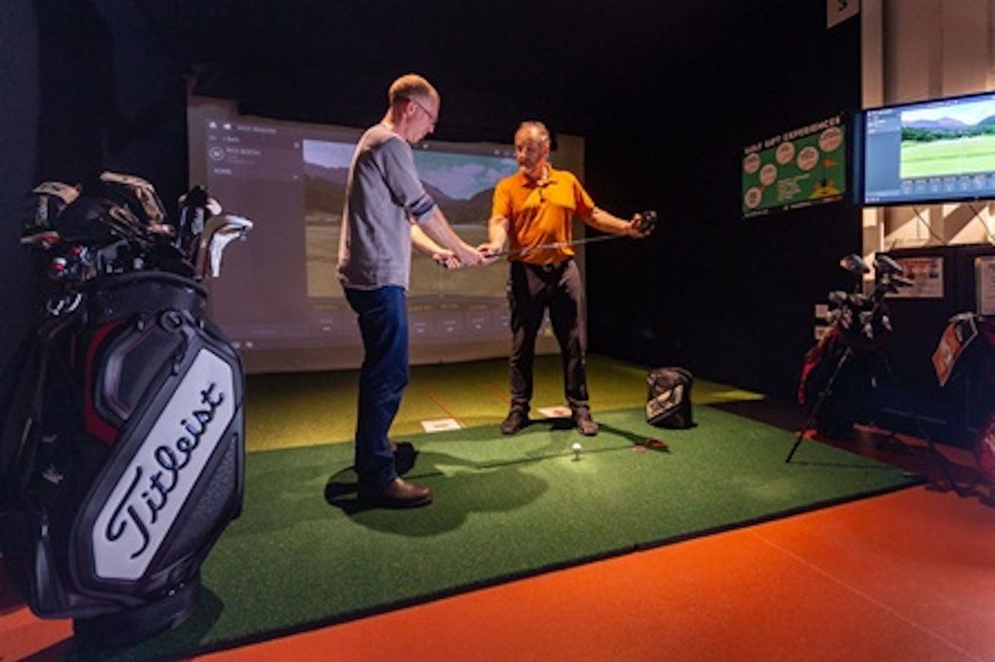 60 minute Golf Lesson with an Advanced PGA Professional Golfer at the St. Andrews Indoor Golf Centre 1