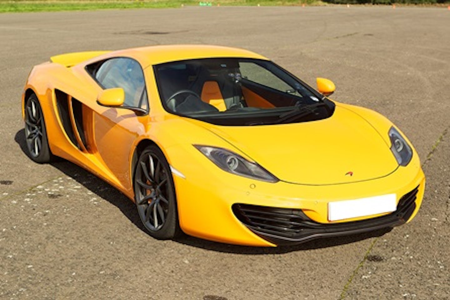 McLaren MP4-12C Driving Thrill