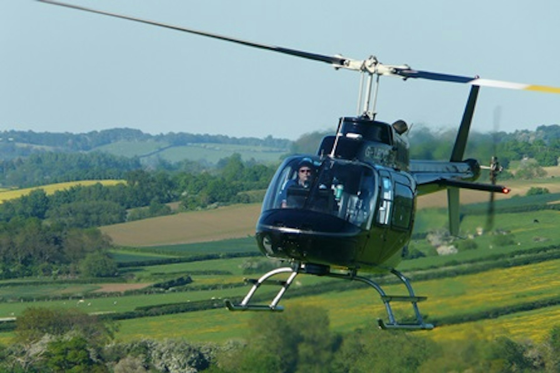 Helicopter Pilot Experience and Lunch for One 2