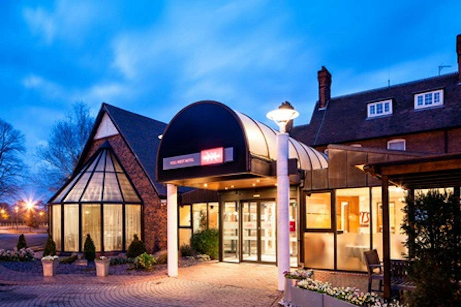 One Night Break for Two at the Mercure Hull Grange Park Hotel