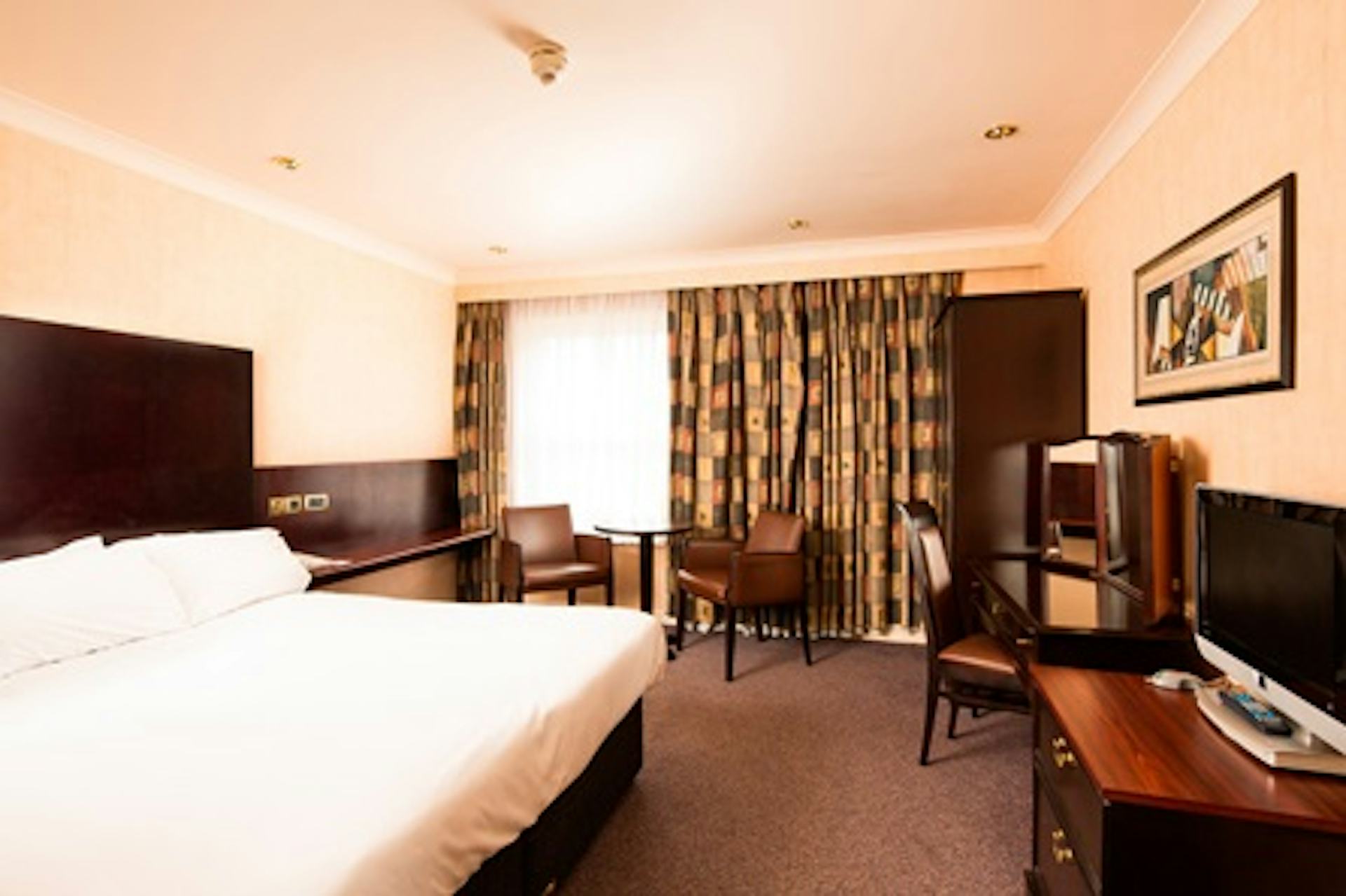 One Night Break with Dinner for Two at the Mercure Bewdley The Heath Hotel