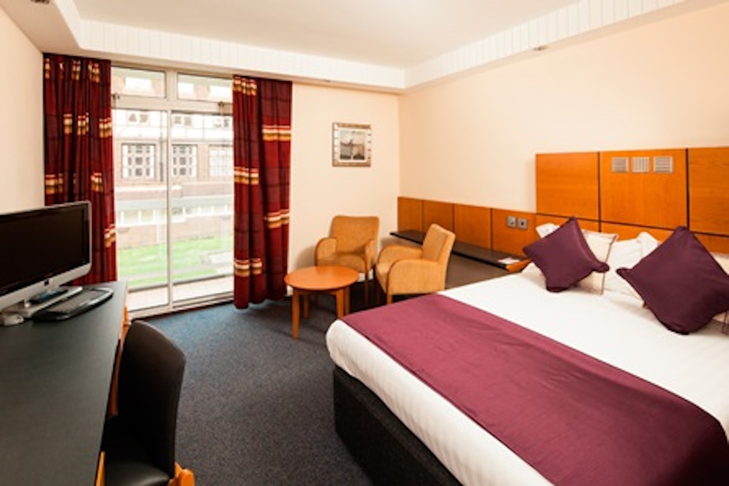 Two Night Break for Two at the Leeds Parkway Hotel 3