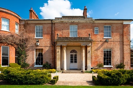 One Night Break with Dinner for Two at the Mercure Newbury Elcot Park Hotel 1