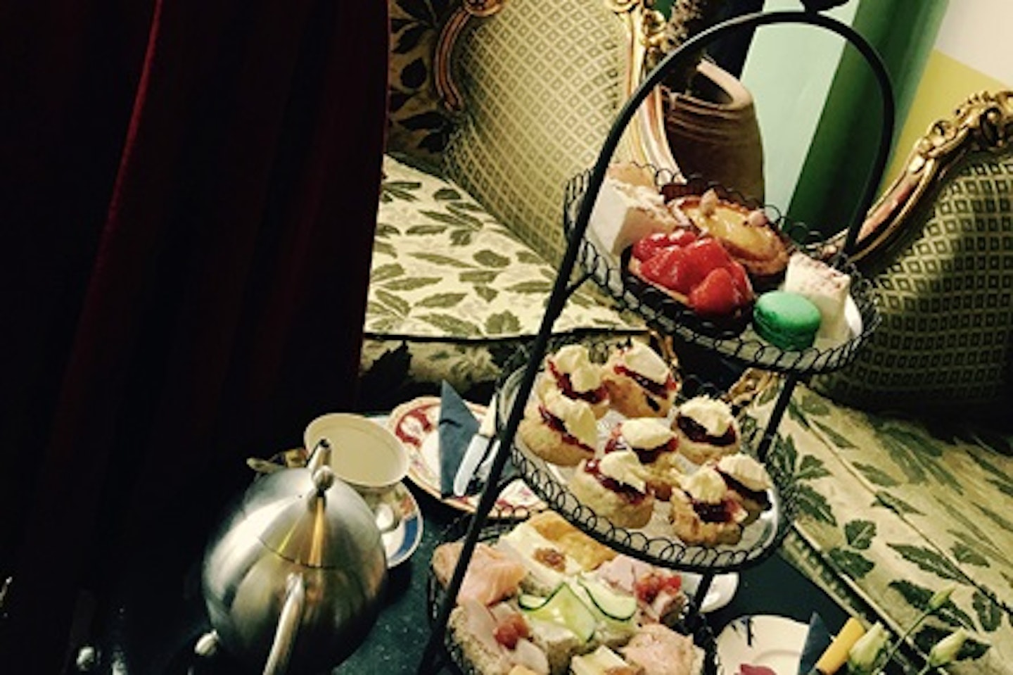 Gin Afternoon Tea for Two at Metrodeco Tea Salon, Brighton 3