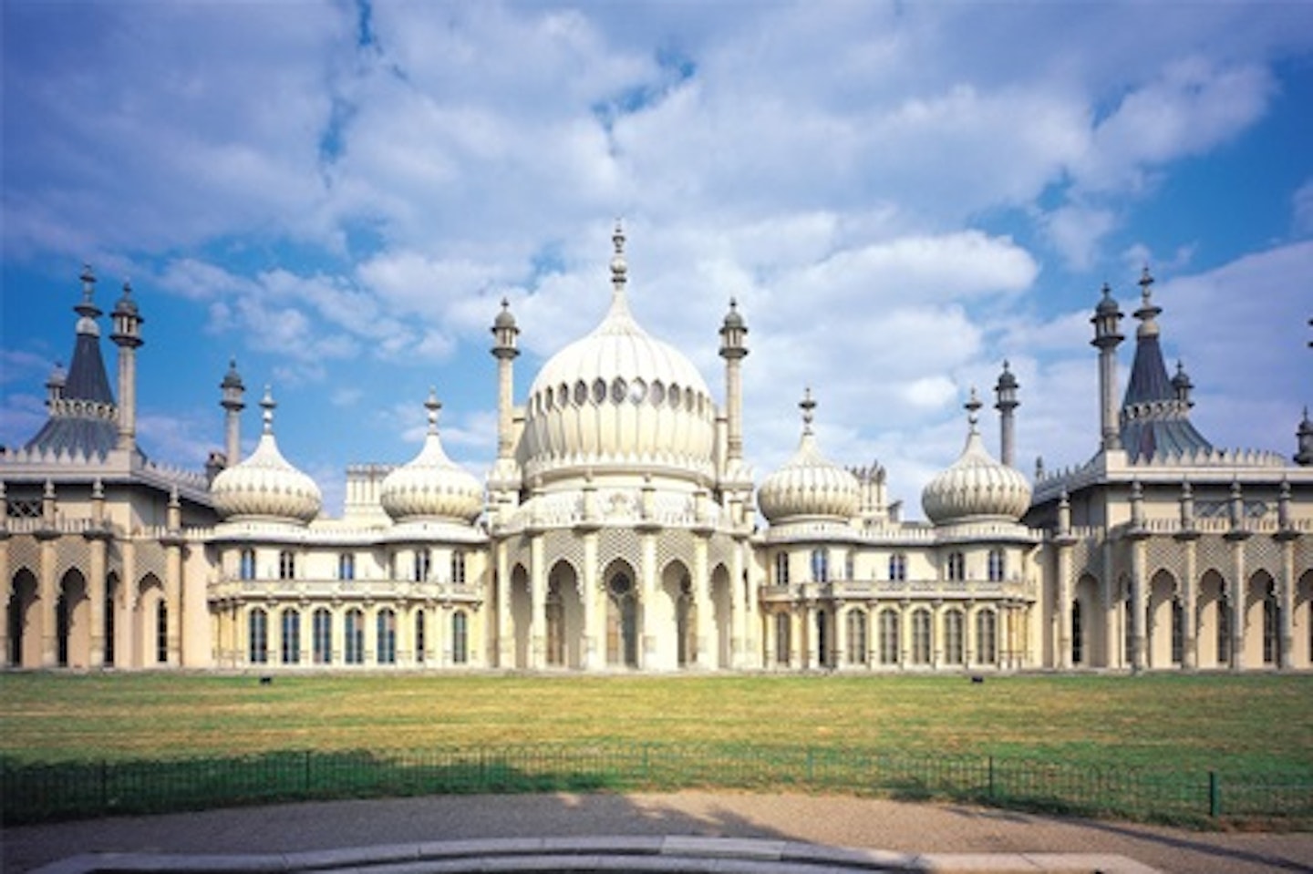 British Airways i360, Visit to Brighton Pavilion and Afternoon Tea at the Hilton Brighton Metropole for Two 1