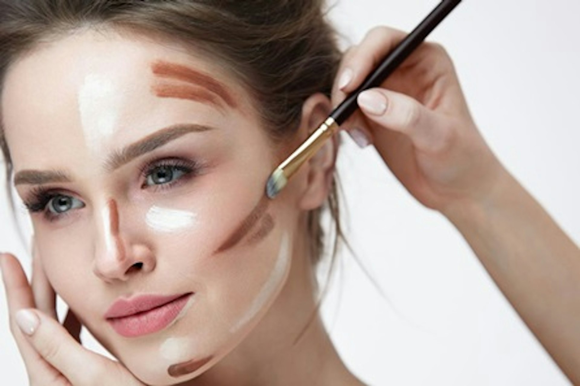 Contour and Highlighting Make-Up Techniques Five Part Online Course 1