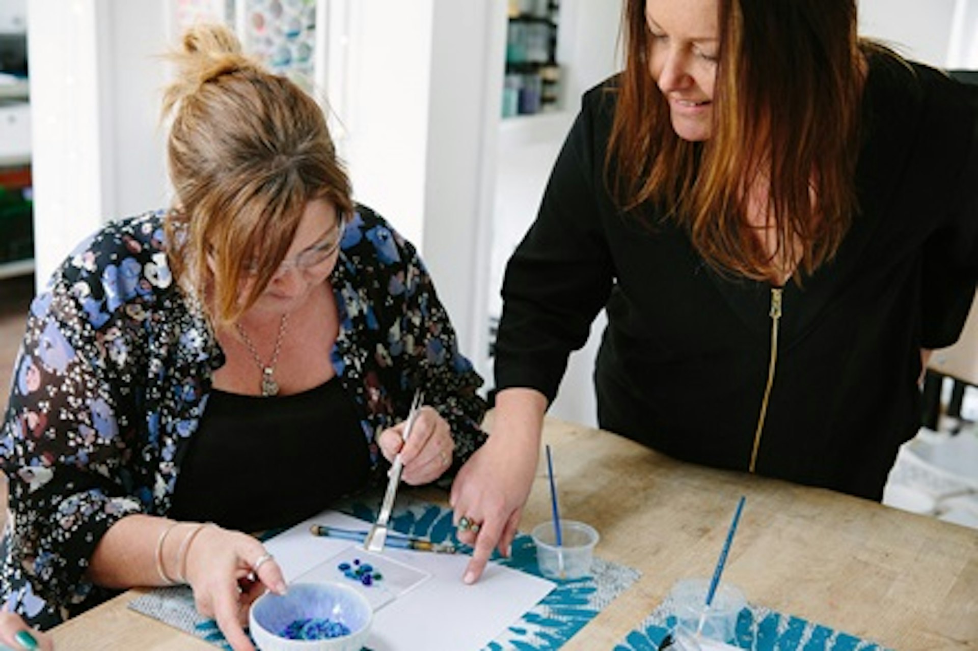 Create Your Own Personalised Fused Glass Masterpiece with Prosecco 1