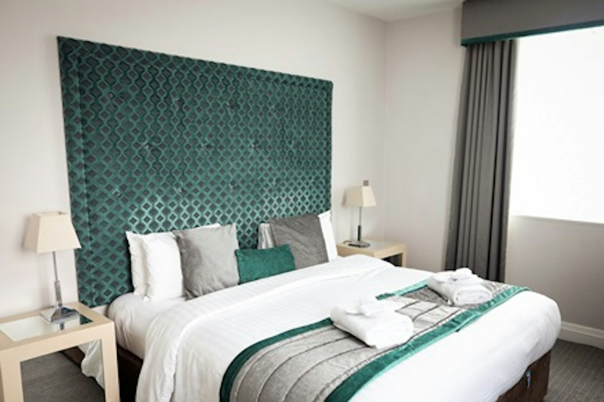 Deluxe One Night Spa Break with a Treatment and Dinner for Two at The Malvern Spa 1