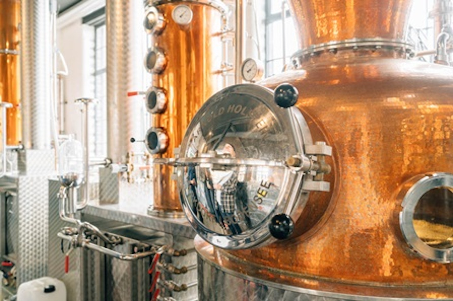 East London Liquor Company Spirit of Gin Tour and Tasting for Two 2