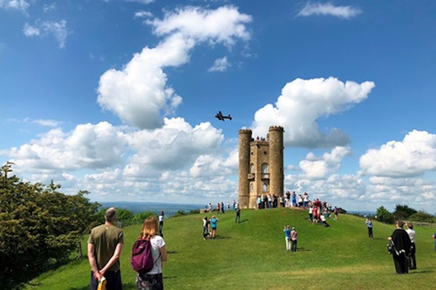 Electric Bike Self Guided Tour for Two in the Heart of the North Cotswolds