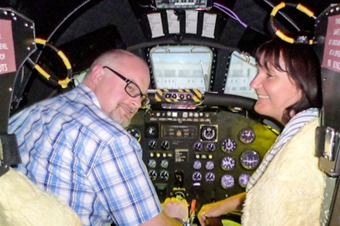 Fly the World's Only Vulcan Bomber Flight Simulator - 90 Minutes