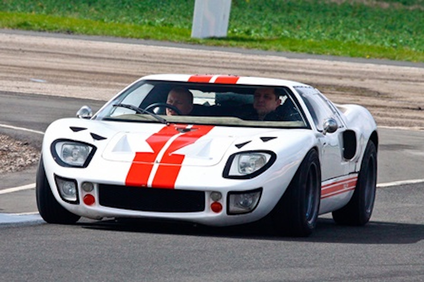 Ford GT40 Blast 4