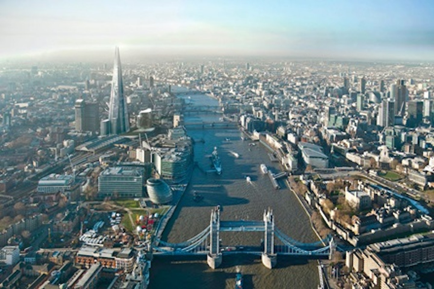 Glimpse of London Helicopter Tour for One 3