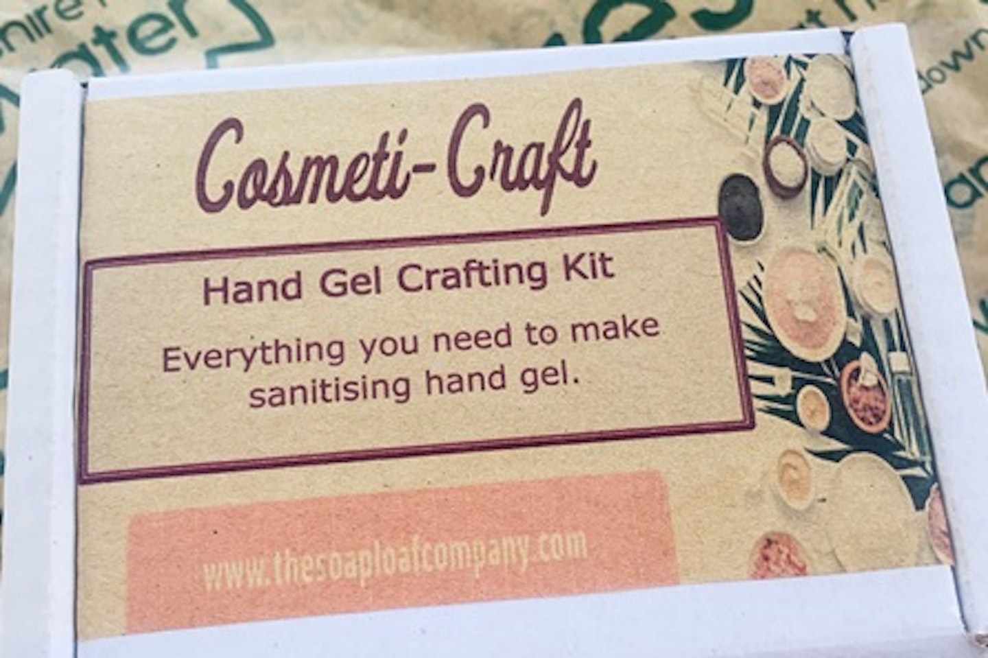 Hand Sanitising Gel Home Crafting Kit 1