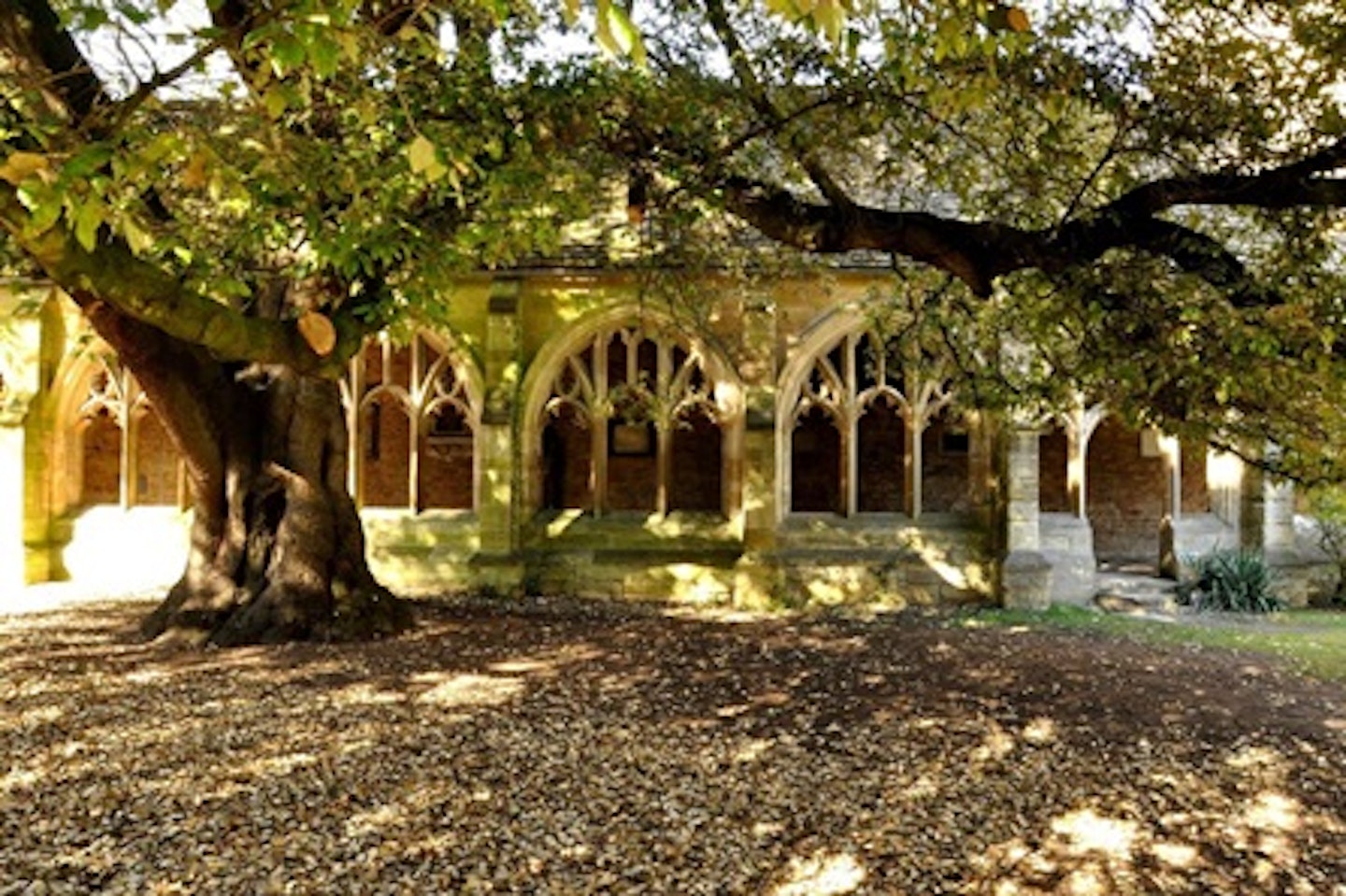 Haunted Oxford Walking Tour for Two 2