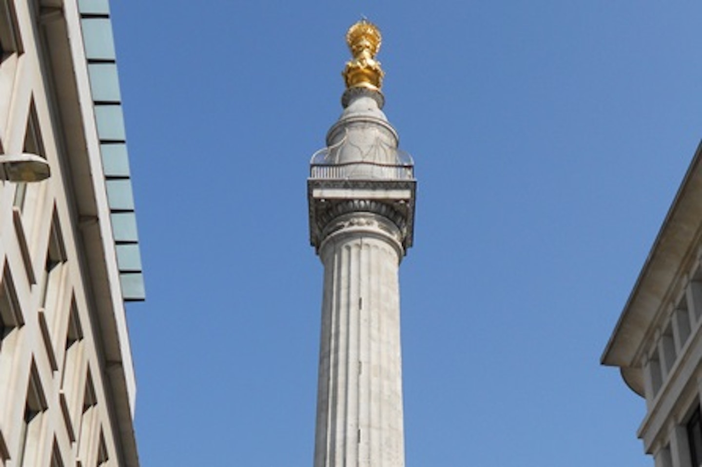 Alleyways and Courtyards of London Walking Tour for Two 3