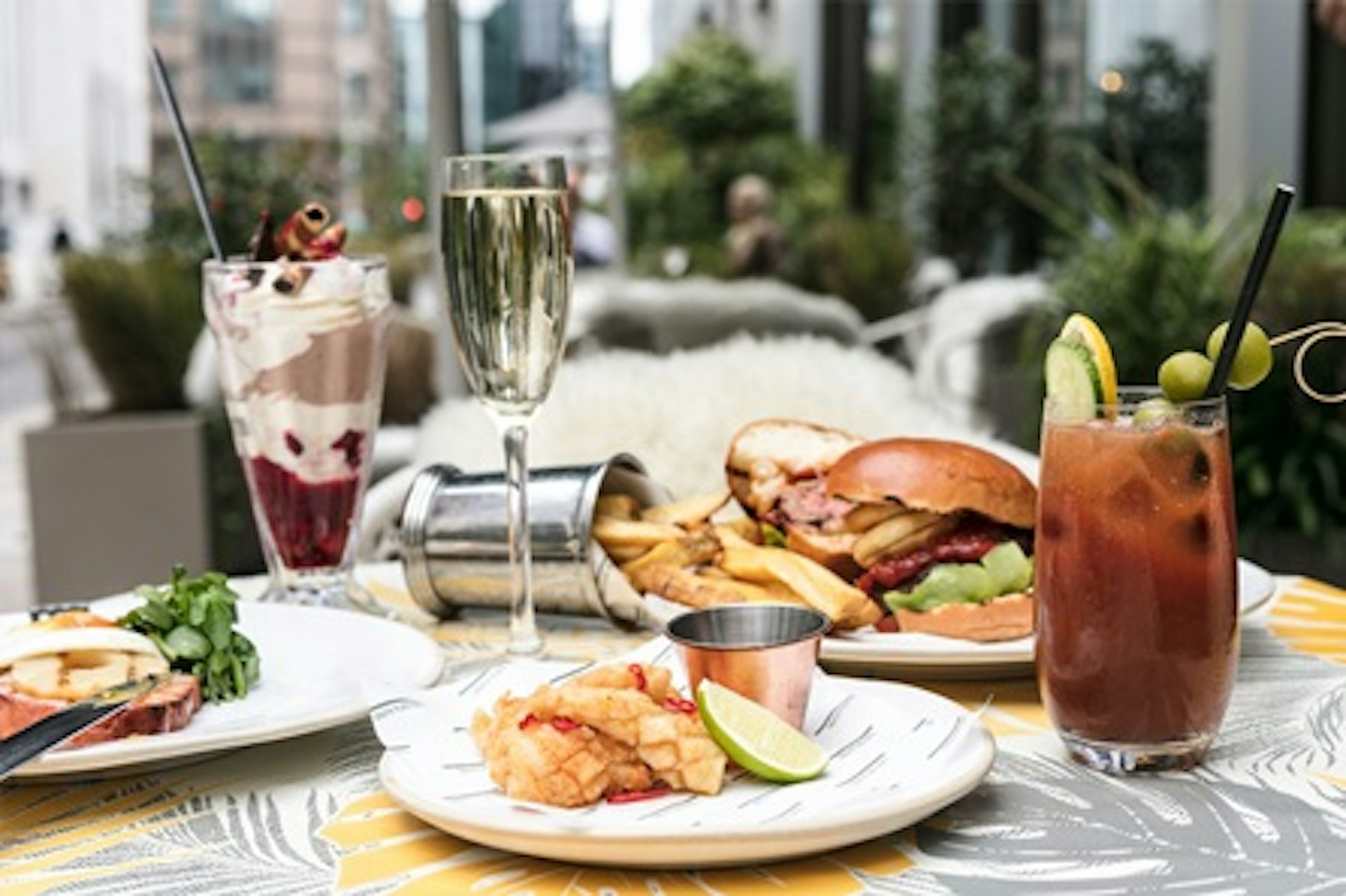Luxury 5* London One Night Break with Brunch and Bottomless Fizz for Two at South Place Hotel 1