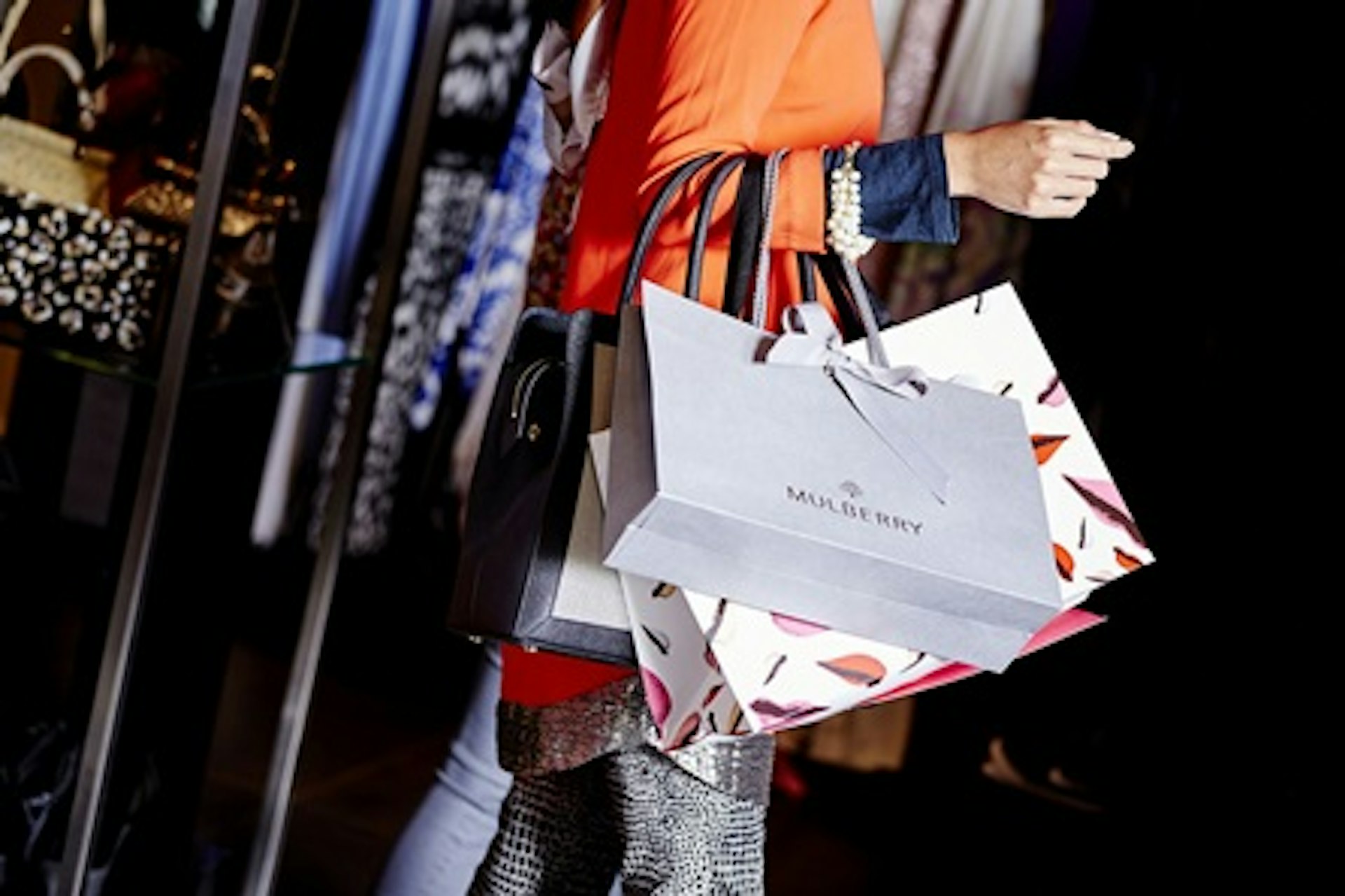Luxury Designer Shopping Experience with Lunch at Bicester Village 3