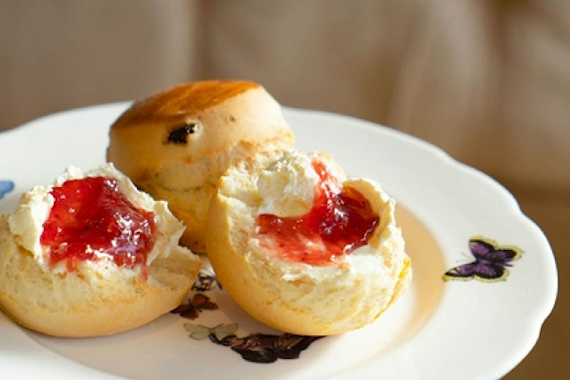 Luxury Midweek Spa Delight with Treatments and Cream Tea for Two at the 5* Athenaeum Hotel, Mayfair 4