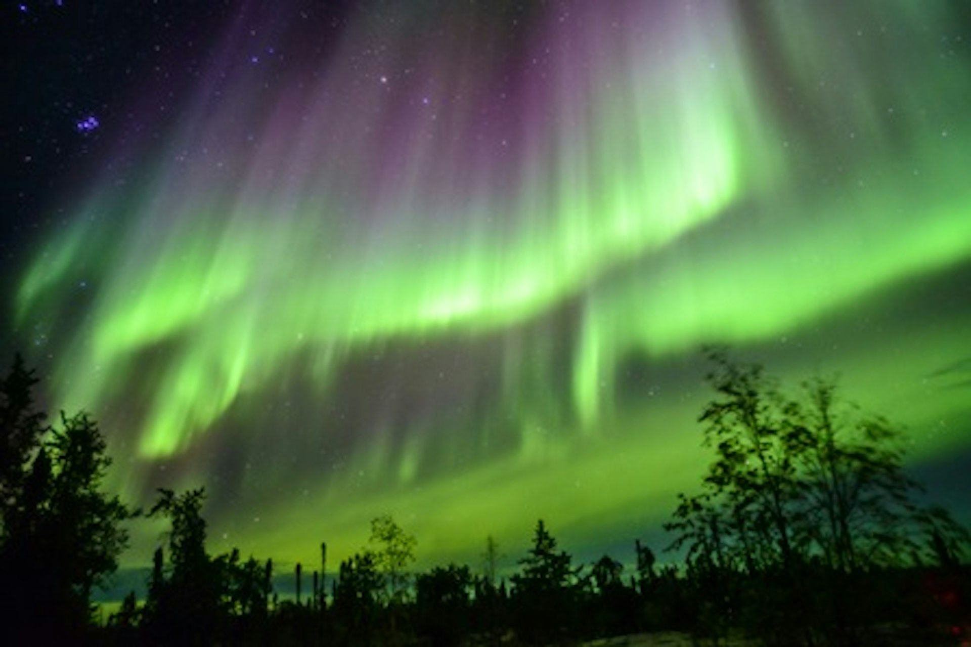 Northern Lights Sightseeing Flight Experience for Two 4