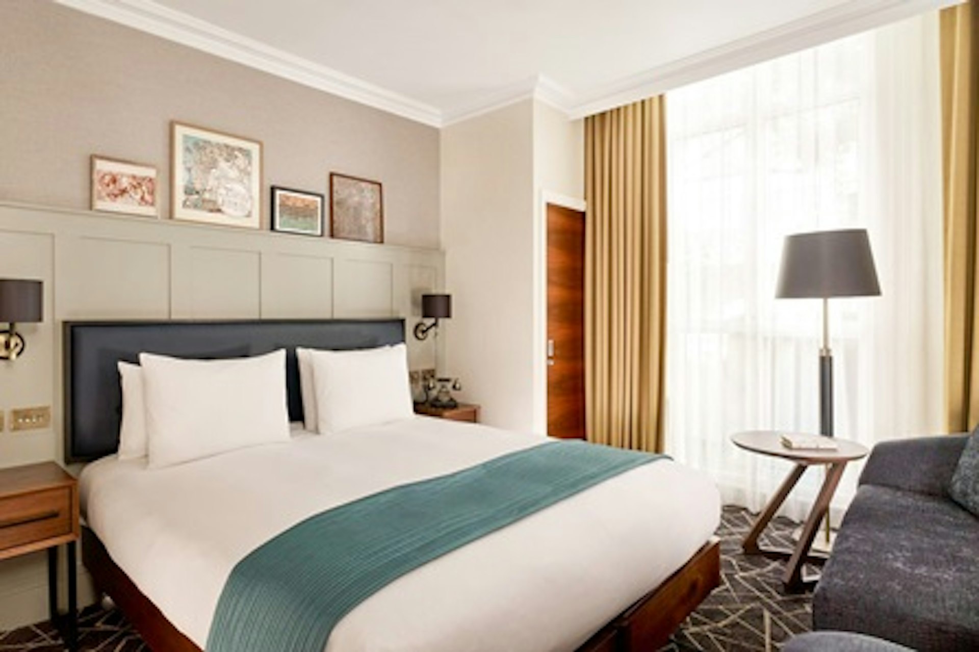 One Night 5* Break with Afternoon Tea for Two at 100 Queen’s Gate Hotel London, Curio Collection by Hilton 3