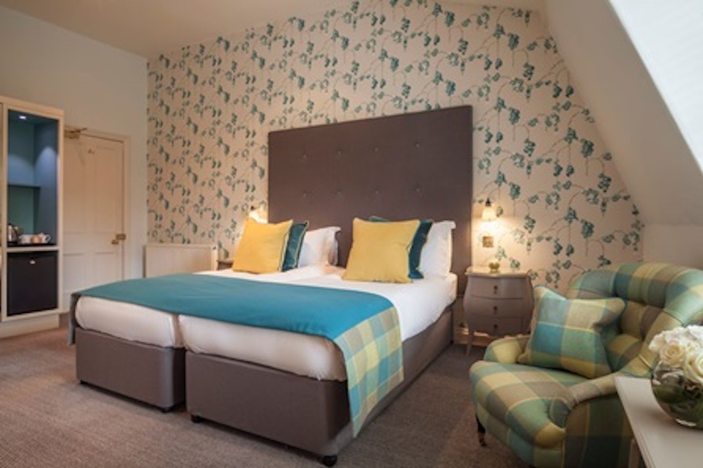 One Night Bath City Break with Prosecco for Two at the 5* Roseate Villa 3