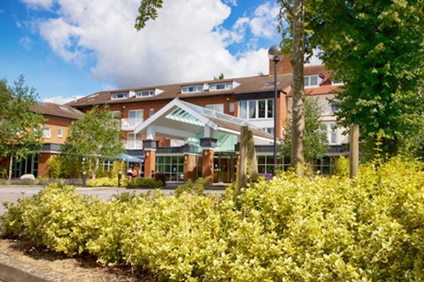 One Night Berkshire Break with Dinner and Prosecco for Two at Regency Park Hotel 1