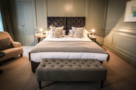 One Night Boutique Escape for Two at The Kings Head Hotel, Cirencester 1