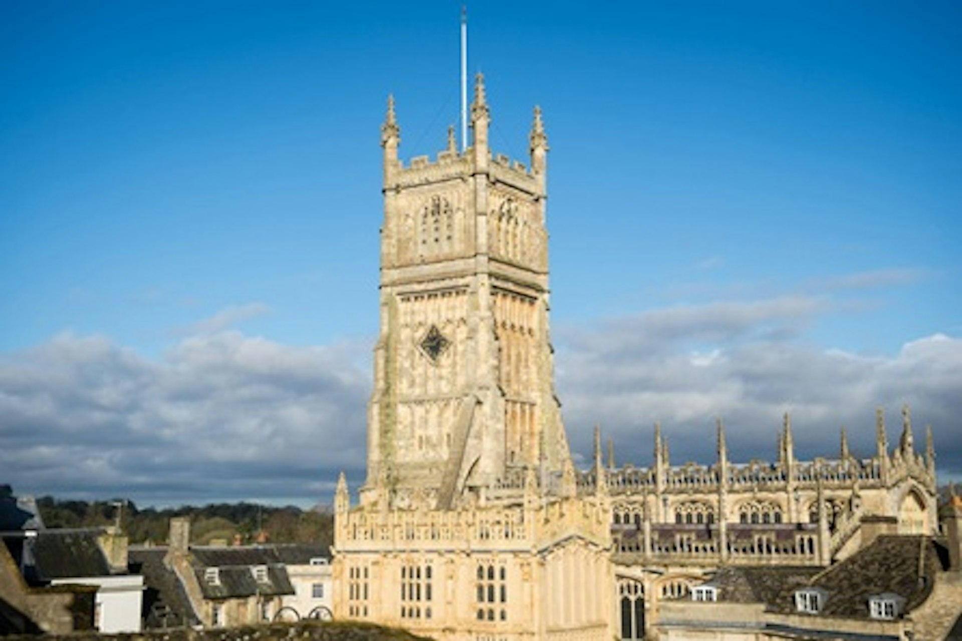 One Night Boutique Escape with Dinner for Two at The Kings Head Hotel, Cirencester 4