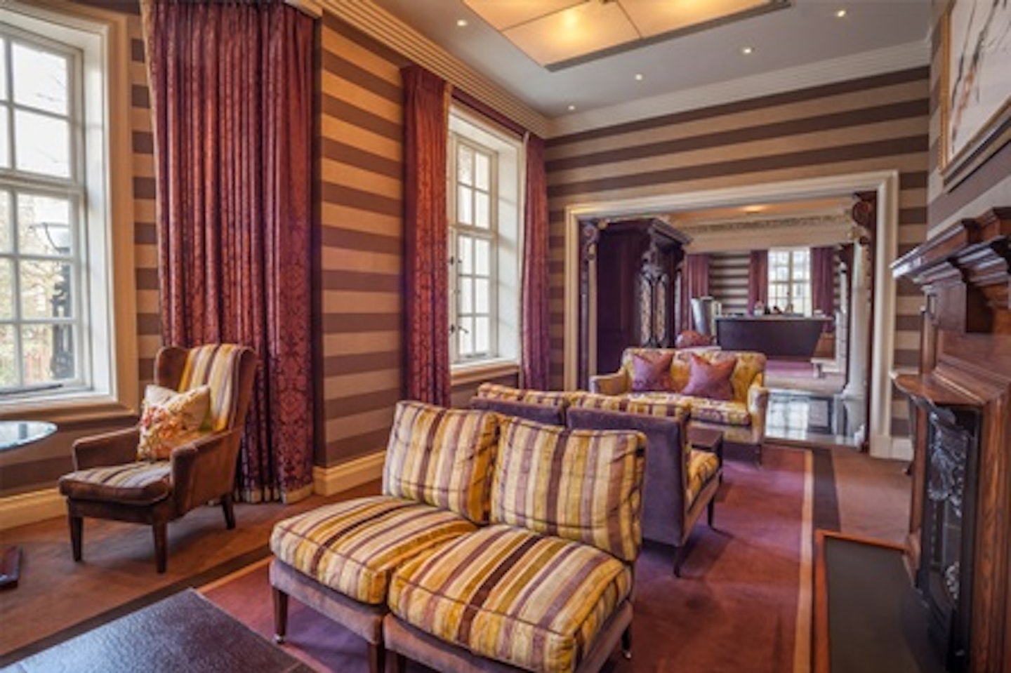 One Night Break with Prosecco for Two at the 5* Roseate Reading 3