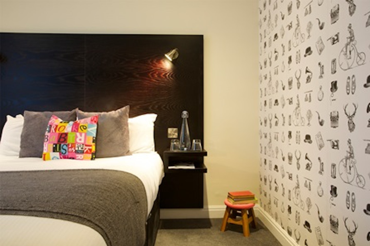 One Night Cheshire Break with Dinner for Two at The Vicarage Freehouse & Rooms 2