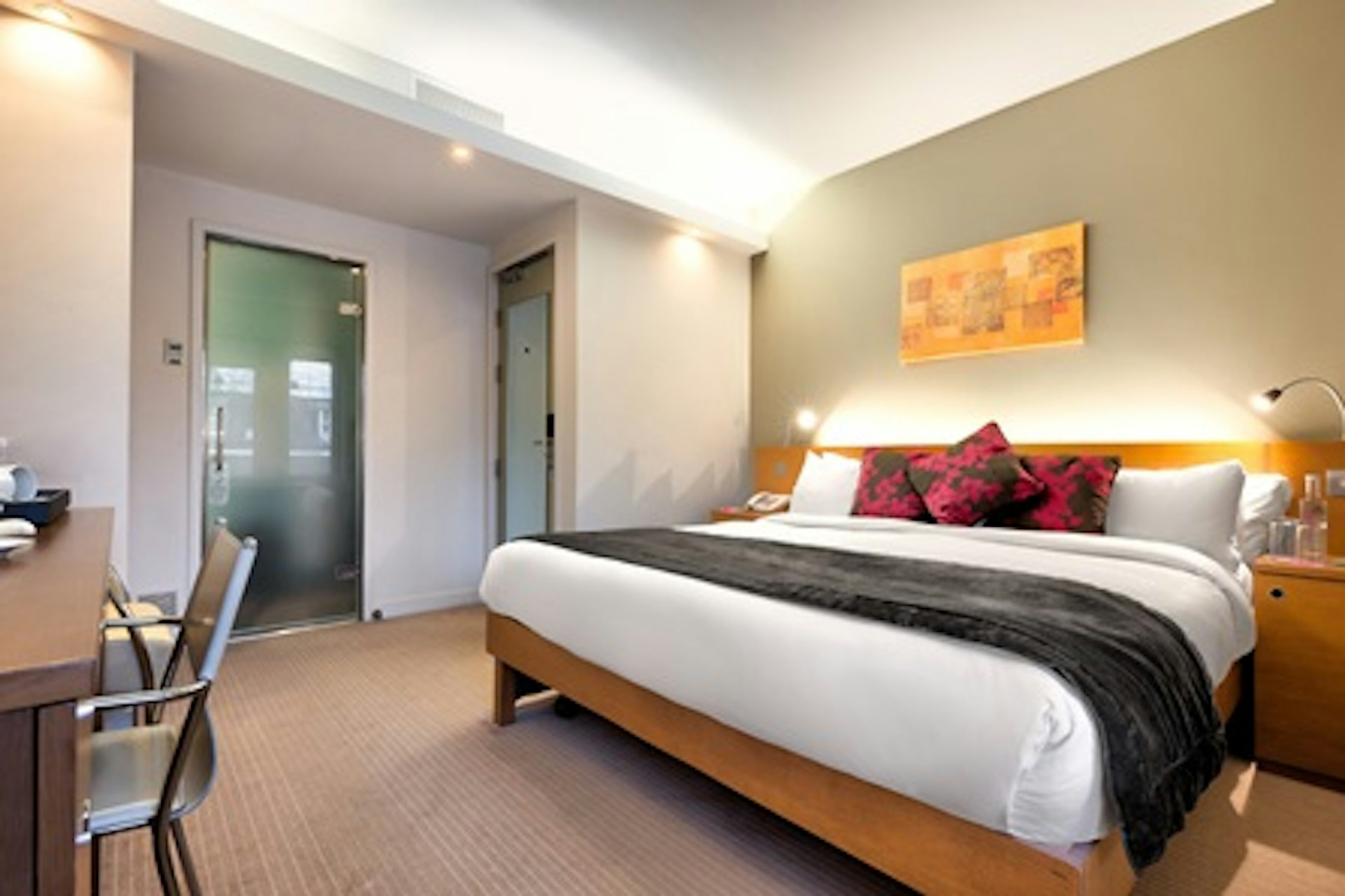 One Night London Boutique Escape with Dinner for Two at Ambassadors Bloomsbury Hotel 2