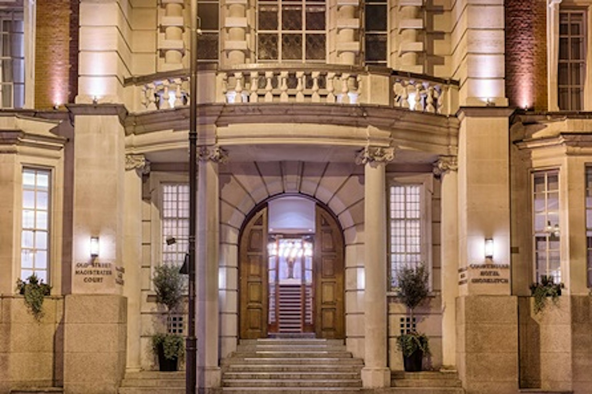 One Night London Break with Champagne for Two at the 5* Courthouse Hotel, Shoreditch 4