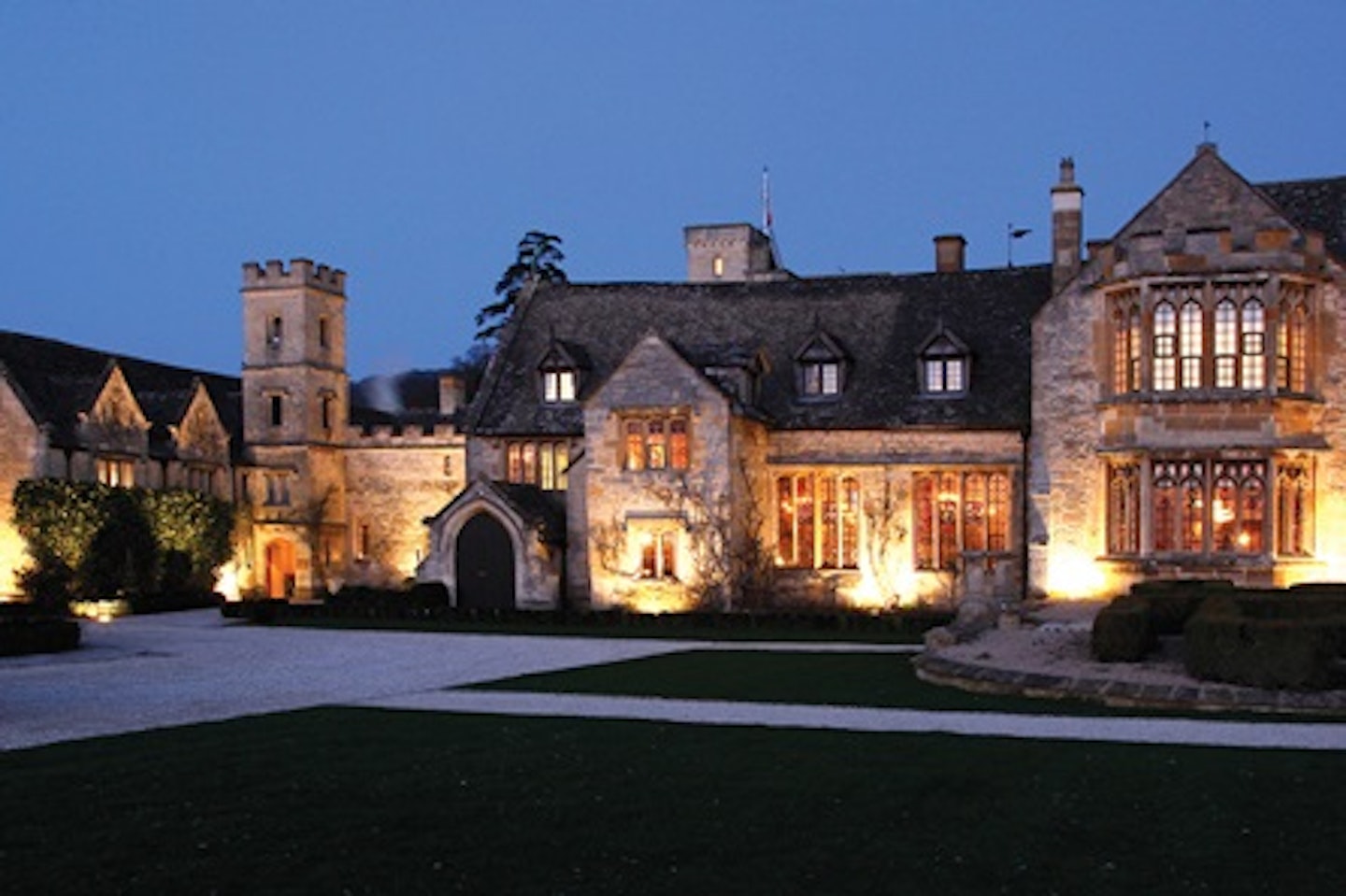 One Night Luxury Cotswolds Break for Two at the 5* Ellenborough Park 3