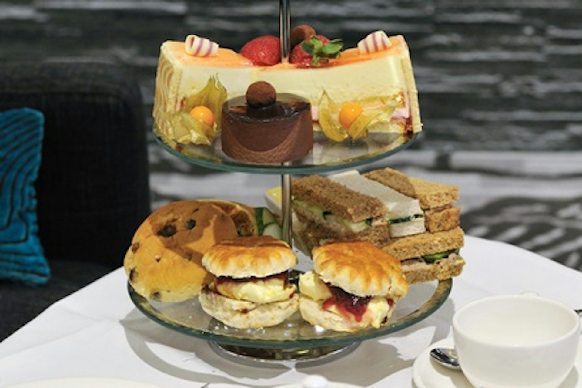 One Night Stay with Afternoon Tea for Two at DoubleTree by Hilton London West End 2